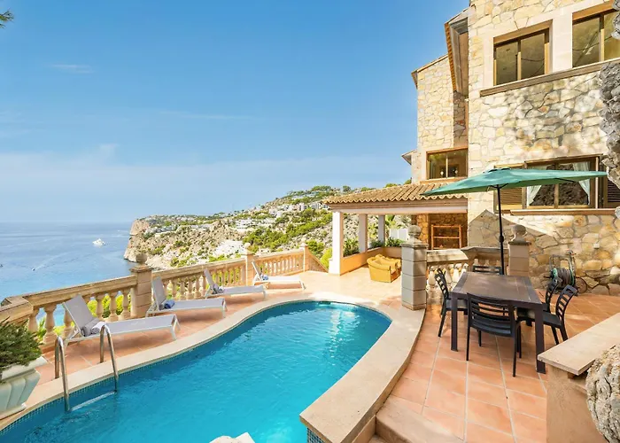 Villa Cala Llamp